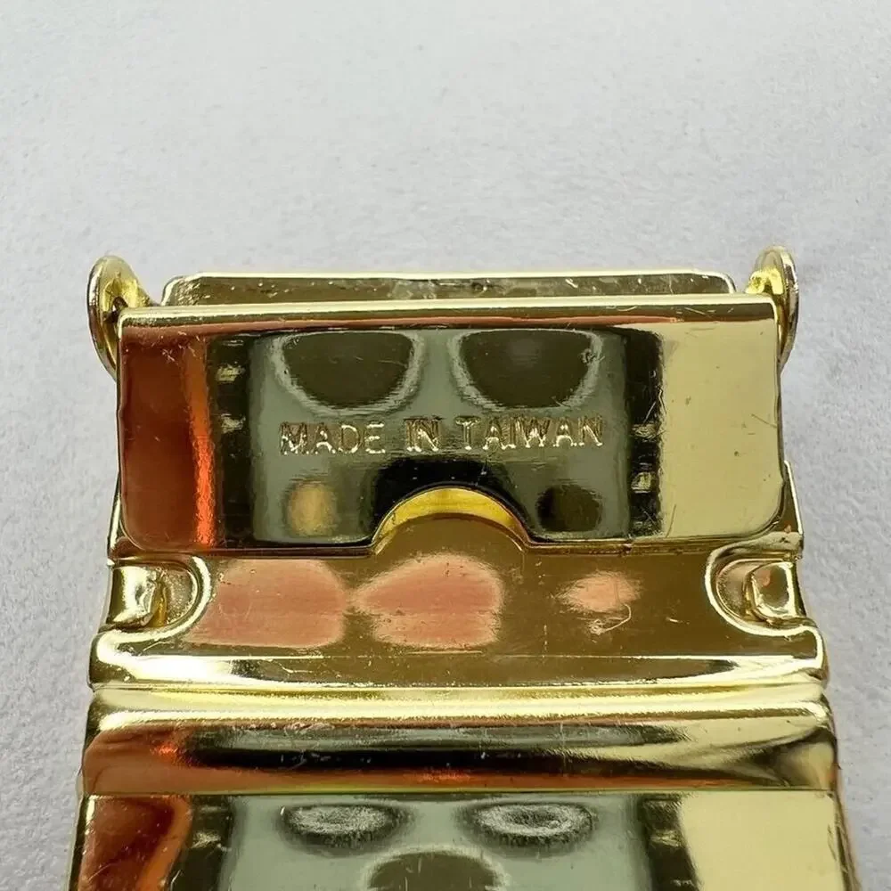 Vintage Gold Tone Web Clamp On Simple Basic Belt Buckle